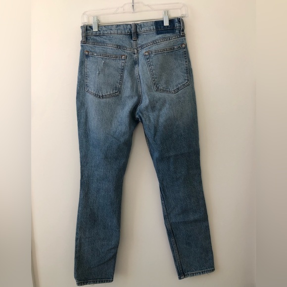 Abercrombie “the skinny” high rise jeans. Size 26, short. - Picture 2 of 2
